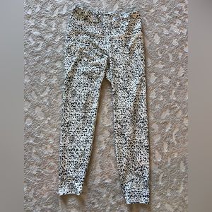 Old Navy Powersoft Leggings *Size Large*